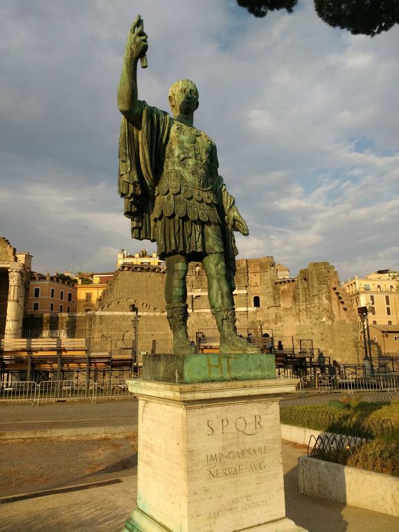 Another statue of Caesar